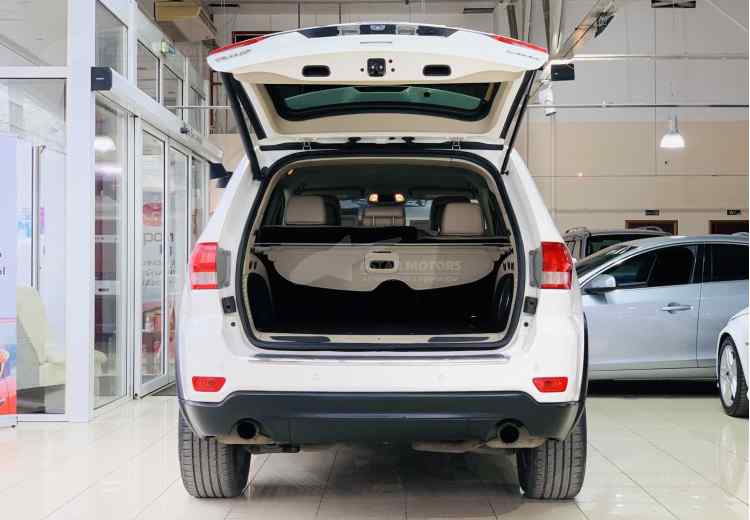 Jeep Grand Cherokee IV (WK2)