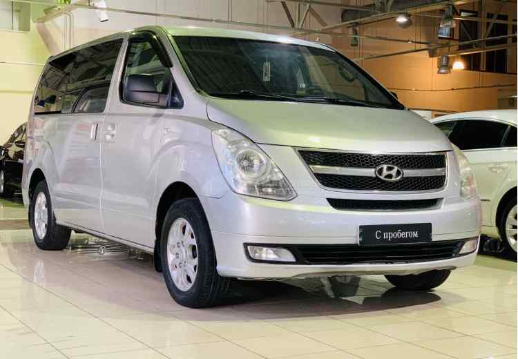 Hyundai Grand Starex I