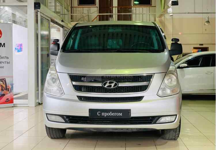 Hyundai Grand Starex I