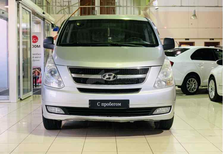 Hyundai Grand Starex I