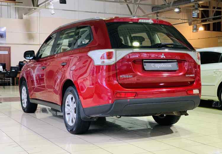 Mitsubishi Outlander III Рестайлинг
