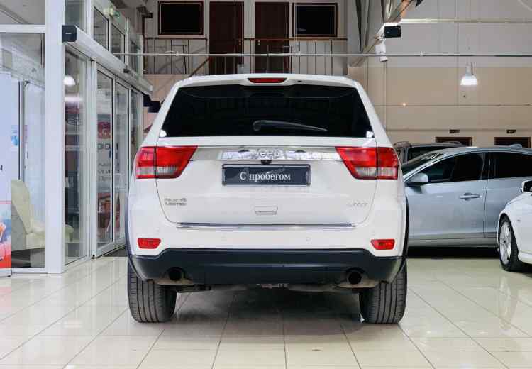 Jeep Grand Cherokee IV (WK2)