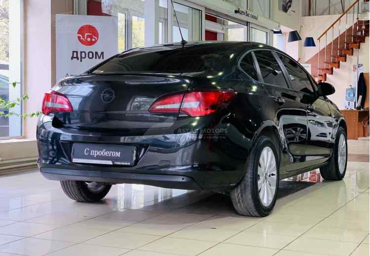 Opel Astra J Рестайлинг