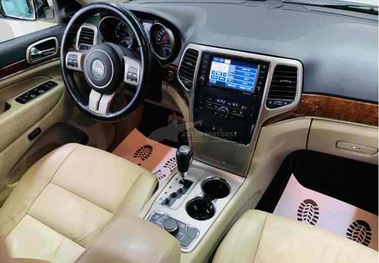 Jeep Grand Cherokee IV (WK2)