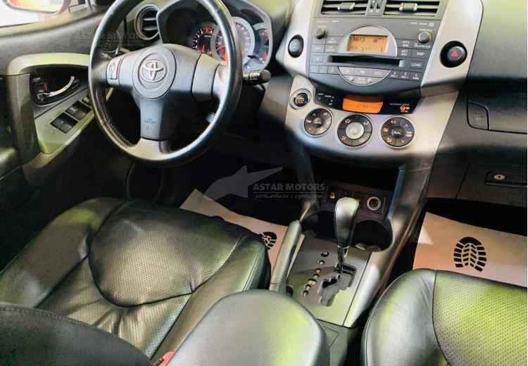 Toyota RAV4 III (XA30)