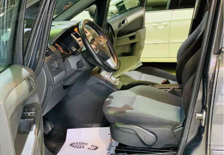 Opel Zafira B Рестайлинг
