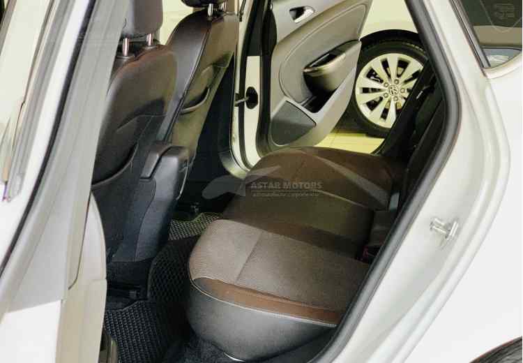 Opel Astra J Рестайлинг