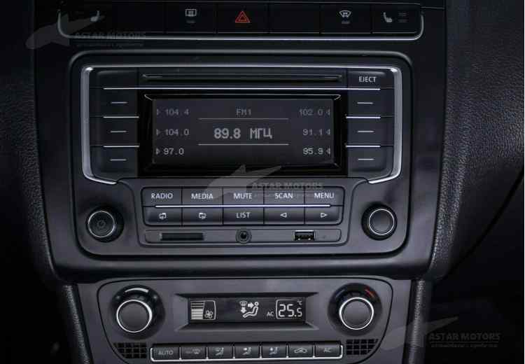 Volkswagen Polo IV Рестайлинг