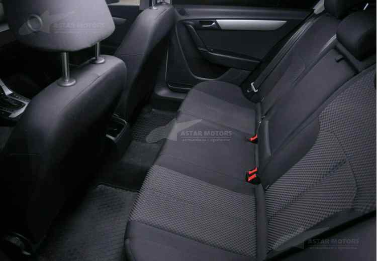 Volkswagen Passat B7