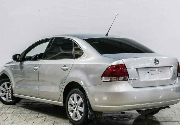 Volkswagen Polo IV Рестайлинг