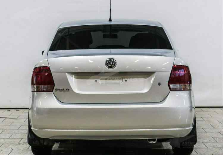 Volkswagen Polo IV Рестайлинг