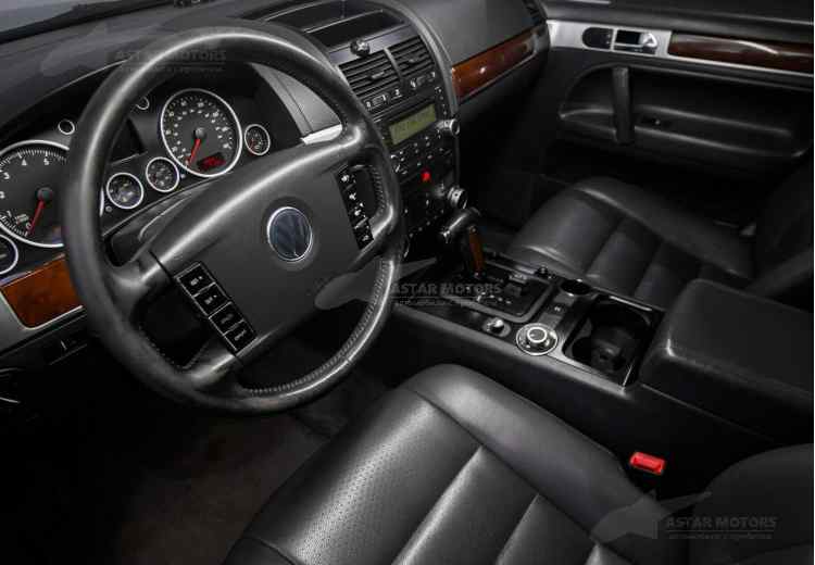 Volkswagen Touareg I