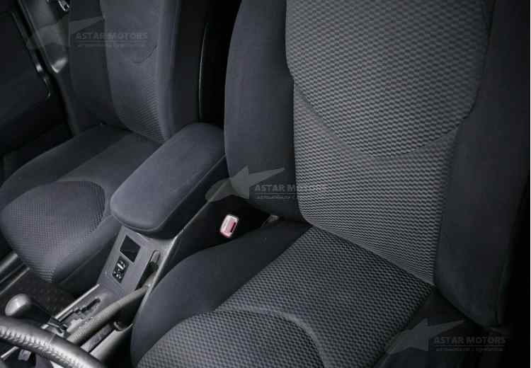 Toyota RAV4 III (XA30)