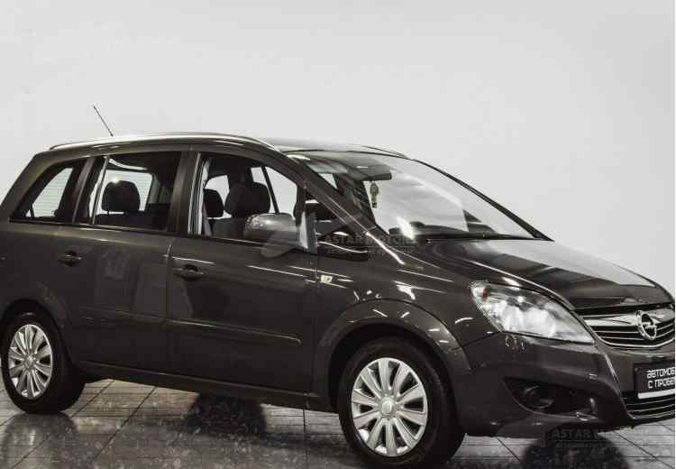 Opel Zafira B Рестайлинг