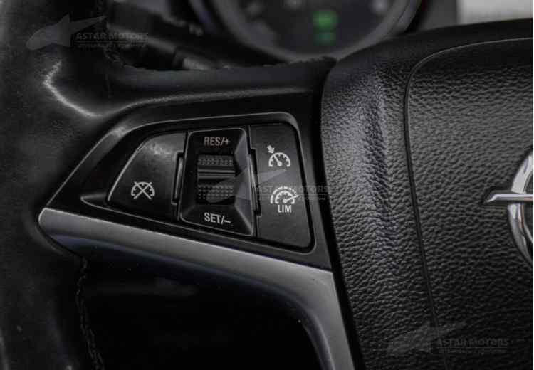 Opel Astra J Рестайлинг