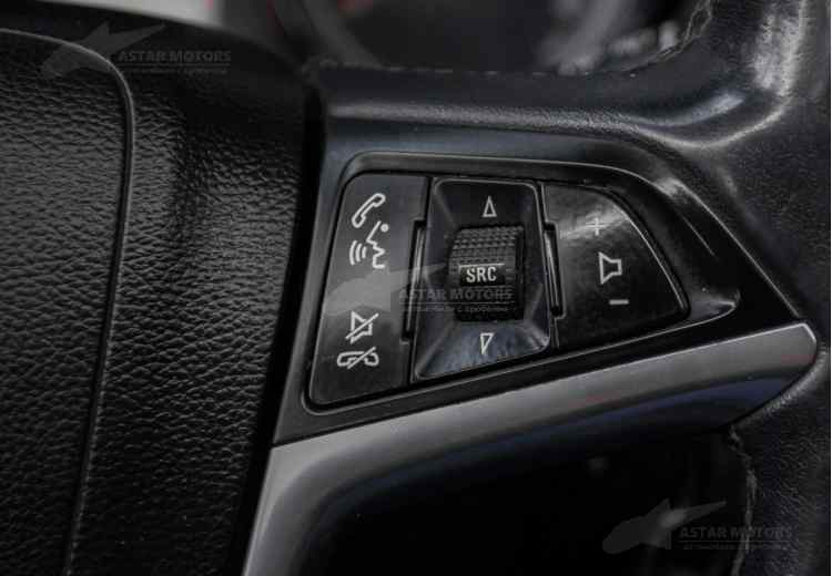 Opel Astra J Рестайлинг