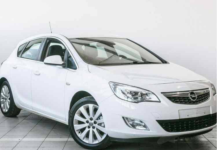 Opel Astra J