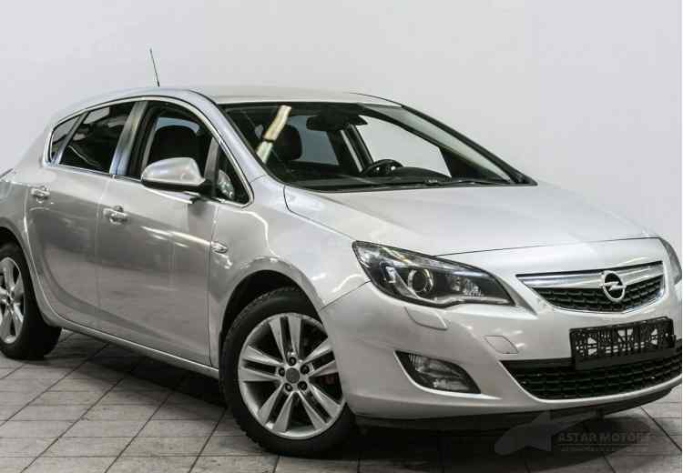 Opel Astra J