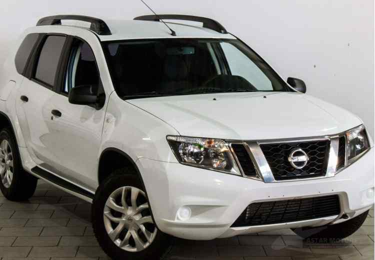 Nissan Terrano III (D10)