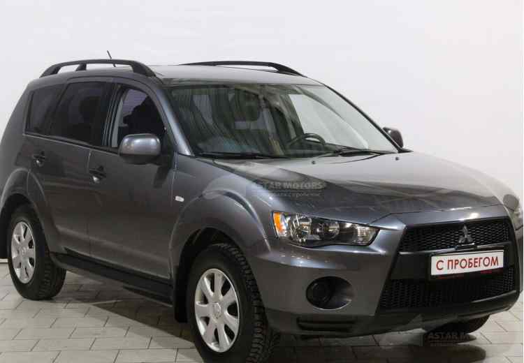 Mitsubishi Outlander III