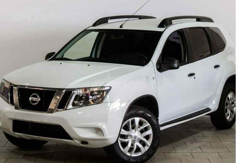 Nissan Terrano III (D10)