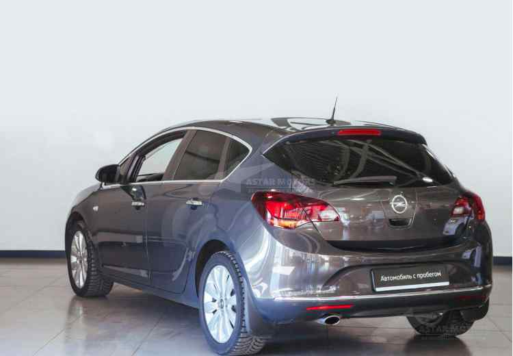 Opel Astra J Рестайлинг