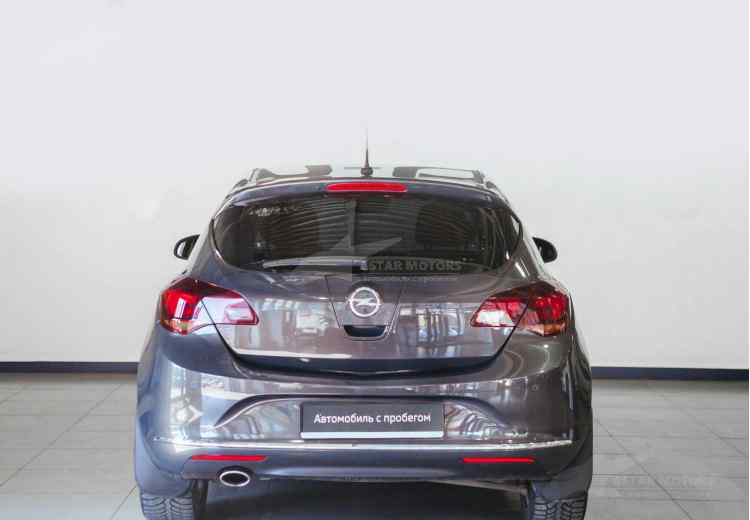 Opel Astra J Рестайлинг