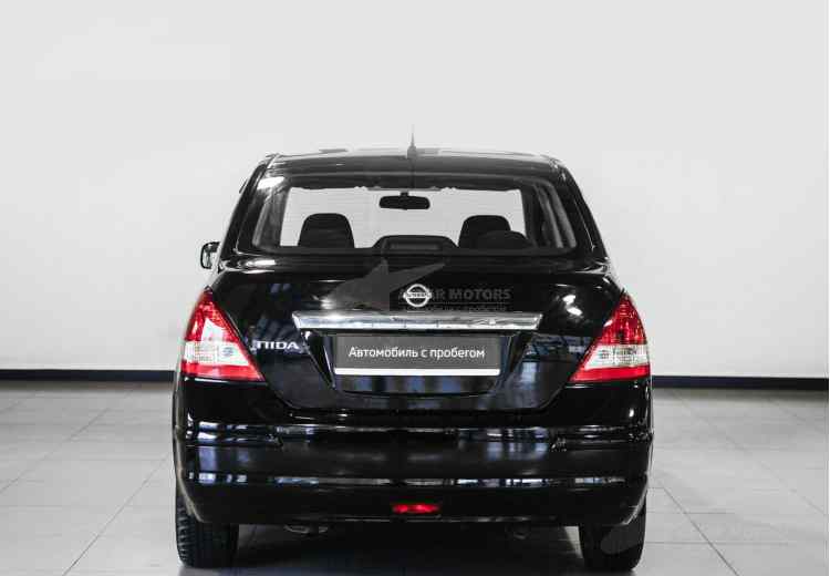 Nissan Tiida I Рестайлинг