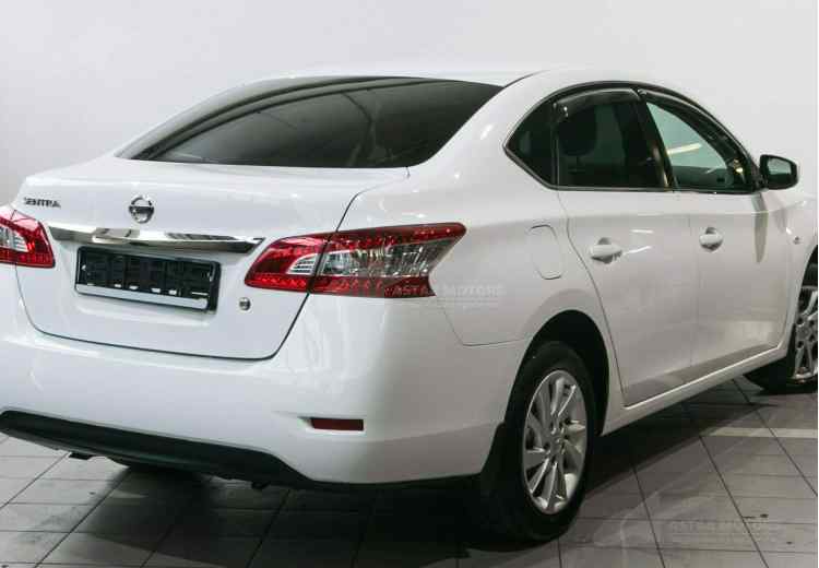 Nissan Sentra VII (B17) Рестайлинг