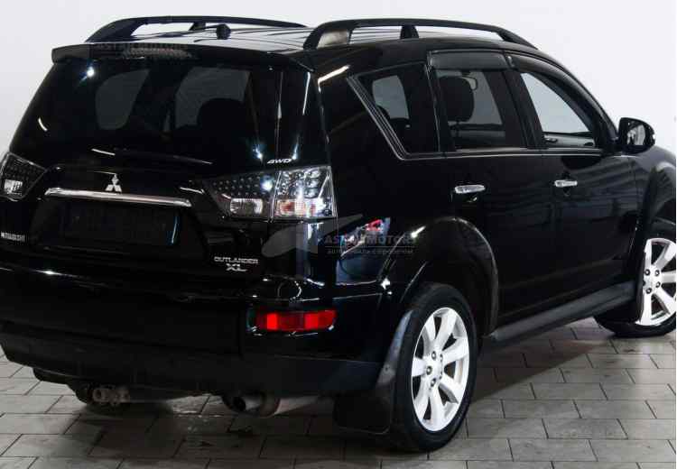 Mitsubishi Outlander II Рестайлинг