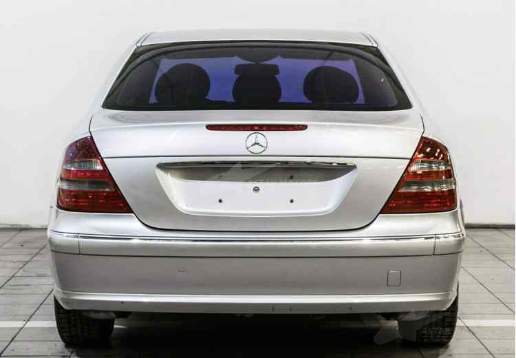 Mercedes-Benz E-Класс III (W211, S211)