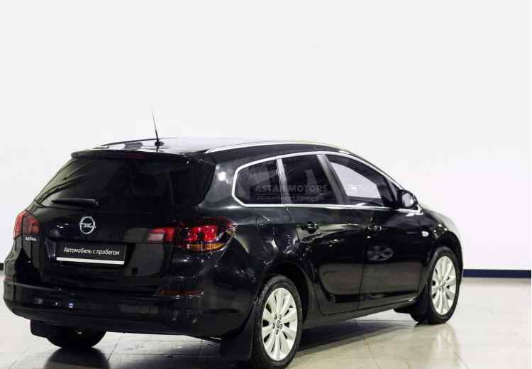 Opel Astra J Рестайлинг