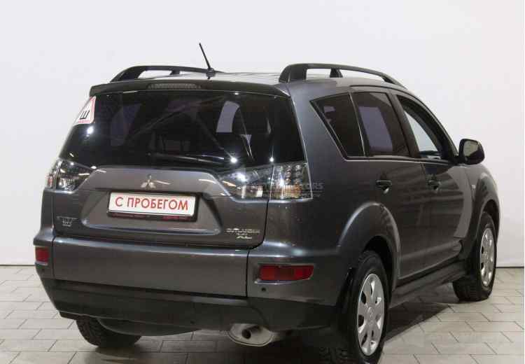 Mitsubishi Outlander III