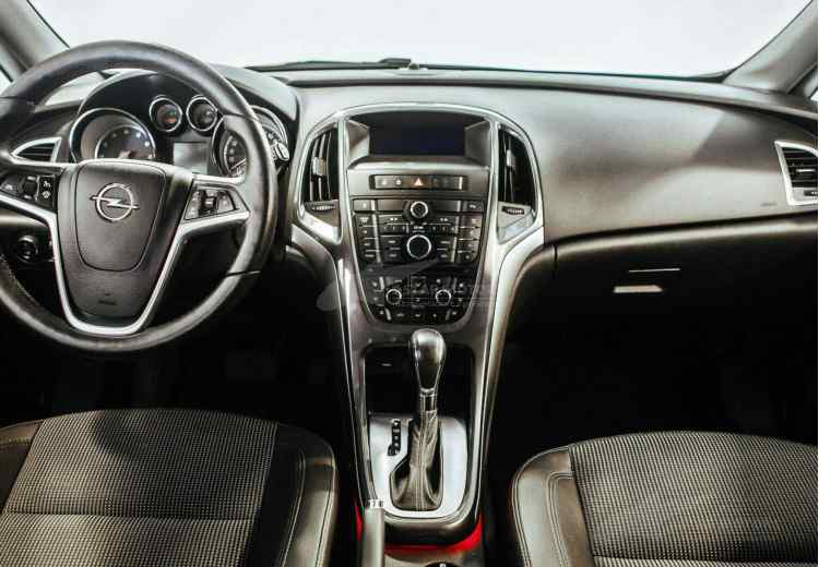 Opel Astra J Рестайлинг