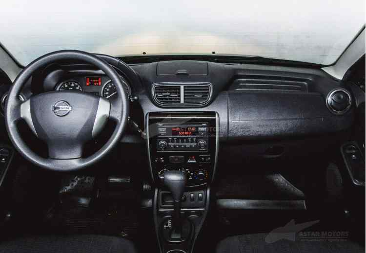 Nissan Terrano III (D10)