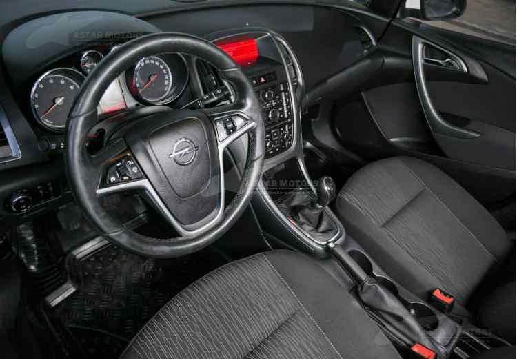 Opel Astra J Рестайлинг
