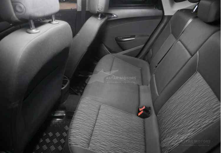 Opel Astra J Рестайлинг