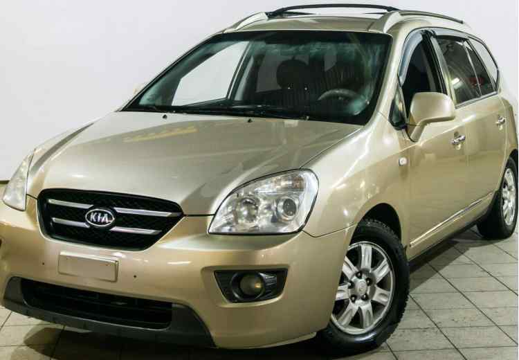 Kia Carens II (UN)