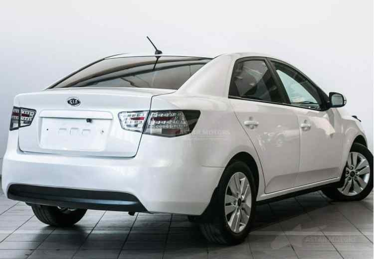 Kia Cerato II