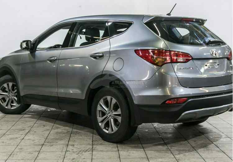 Hyundai Santa Fe III