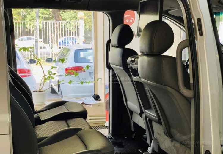 Hyundai Grand Starex I