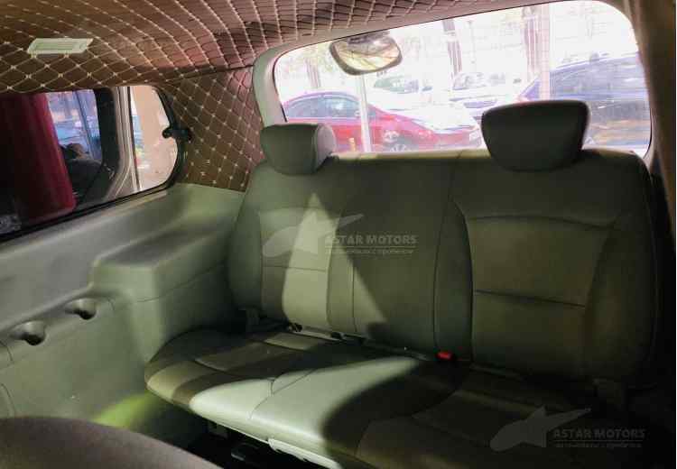 Hyundai Grand Starex I