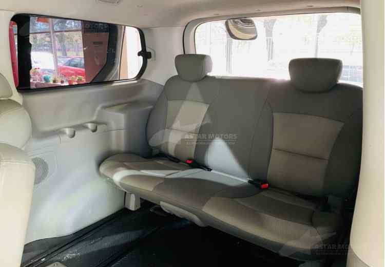 Hyundai Grand Starex I