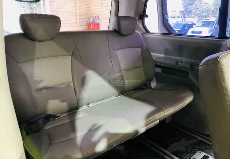 Hyundai Grand Starex I