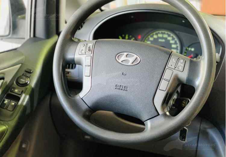 Hyundai Grand Starex I