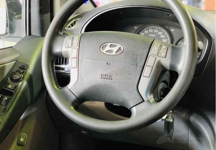 Hyundai Grand Starex I