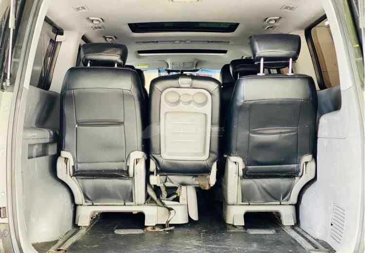 Hyundai Grand Starex I