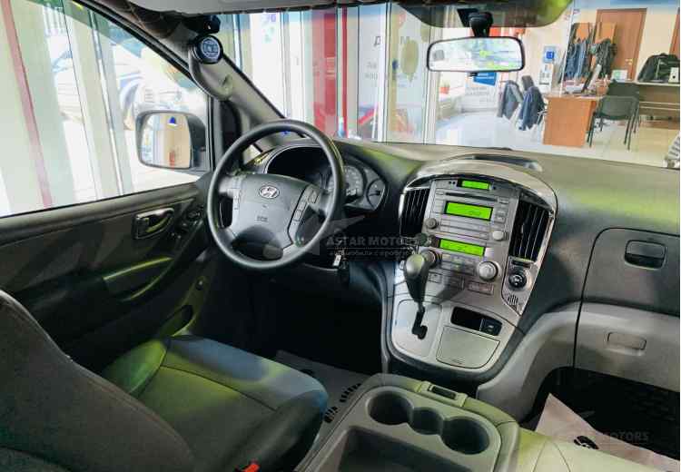 Hyundai Grand Starex I