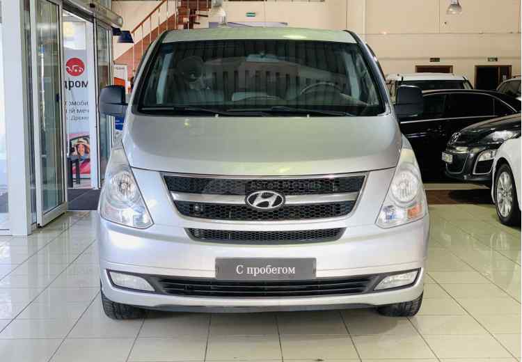 Hyundai Grand Starex I