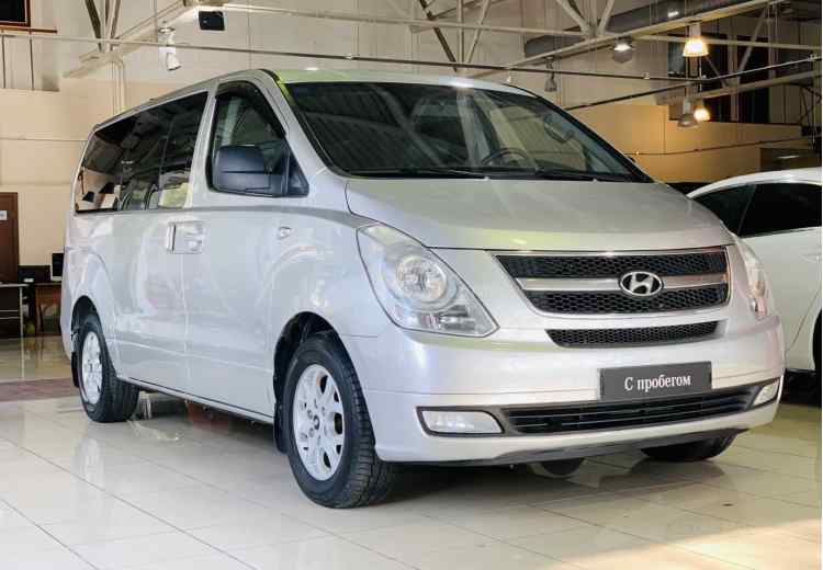 Hyundai Grand Starex I